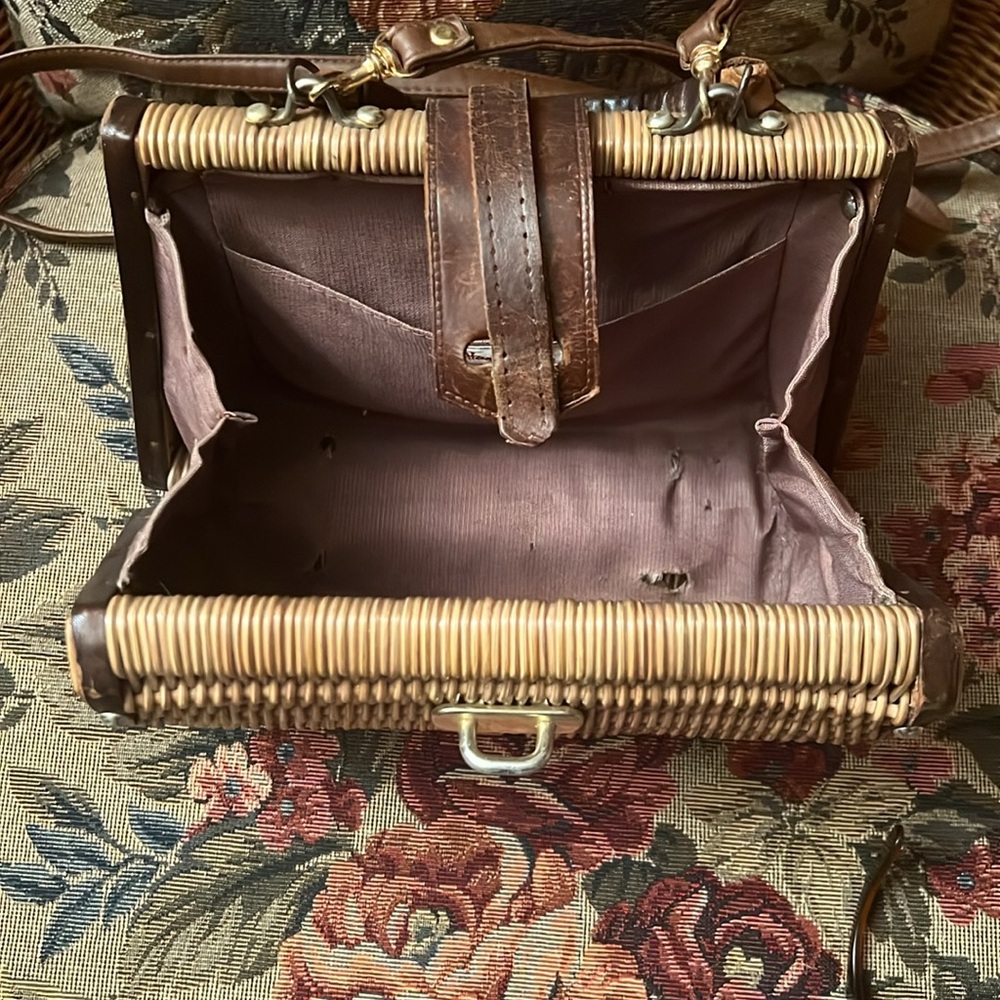 Vintage wicker crossbody bag - Picture 2 of 9